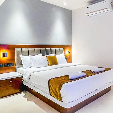 Fabhotel Emersion Residency - High Street Near Laxman Nagar, Baner Pune Exterior photo