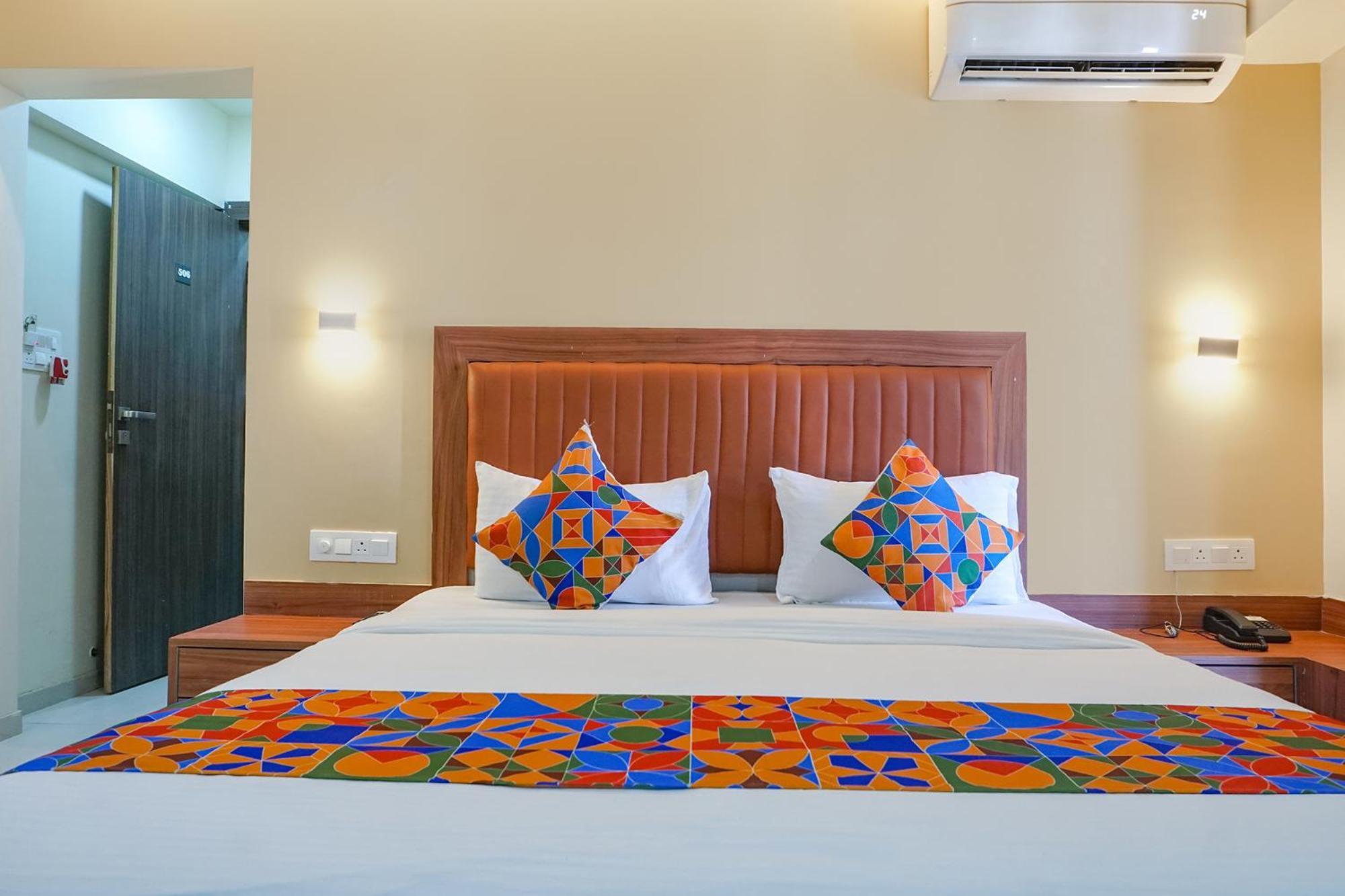 Fabhotel Emersion Residency - High Street Near Laxman Nagar, Baner Pune Exterior photo