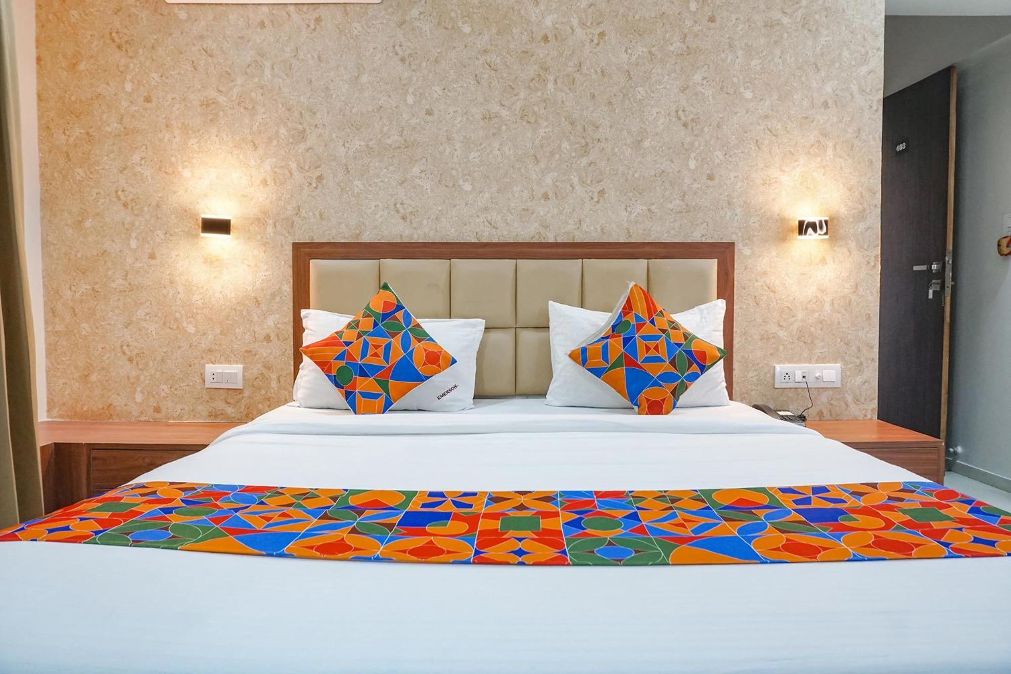 Fabhotel Emersion Residency - High Street Near Laxman Nagar, Baner Pune Exterior photo