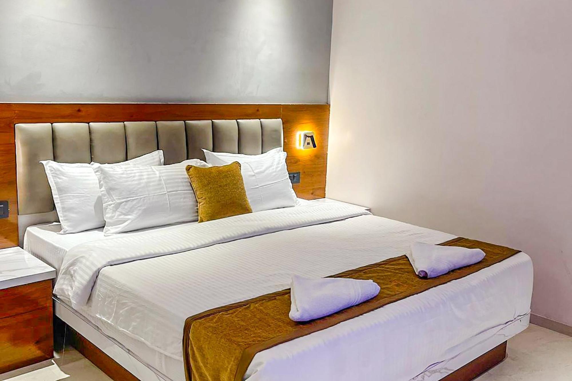 Fabhotel Emersion Residency - High Street Near Laxman Nagar, Baner Pune Exterior photo