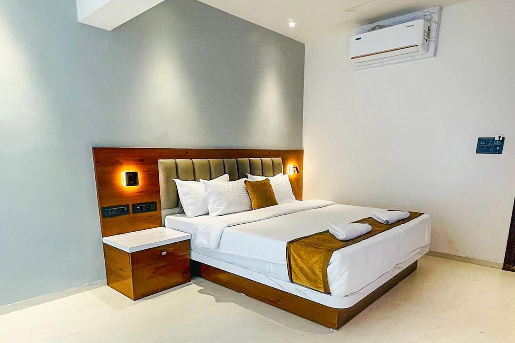 Fabhotel Emersion Residency - High Street Near Laxman Nagar, Baner Pune Exterior photo